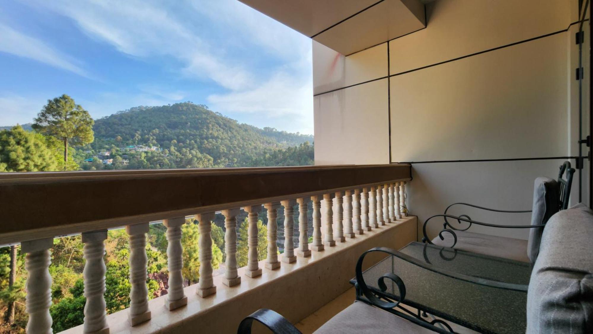 Hotel Royal Ark - Касаули Экстерьер фото